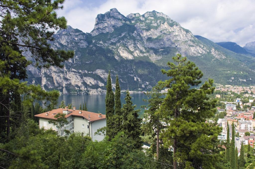 Residence Marina Riva del Garda Luaran gambar