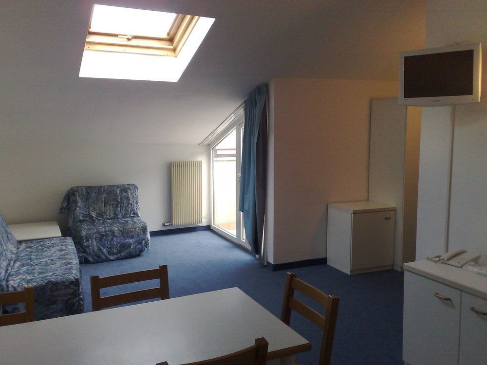 Residence Marina Riva del Garda Luaran gambar