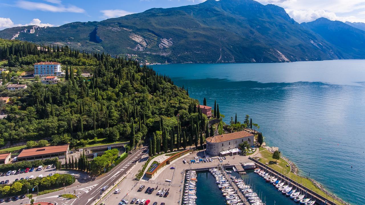 Residence Marina Riva del Garda Luaran gambar