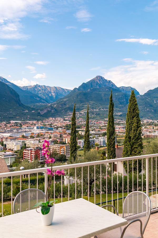Residence Marina Riva del Garda Luaran gambar
