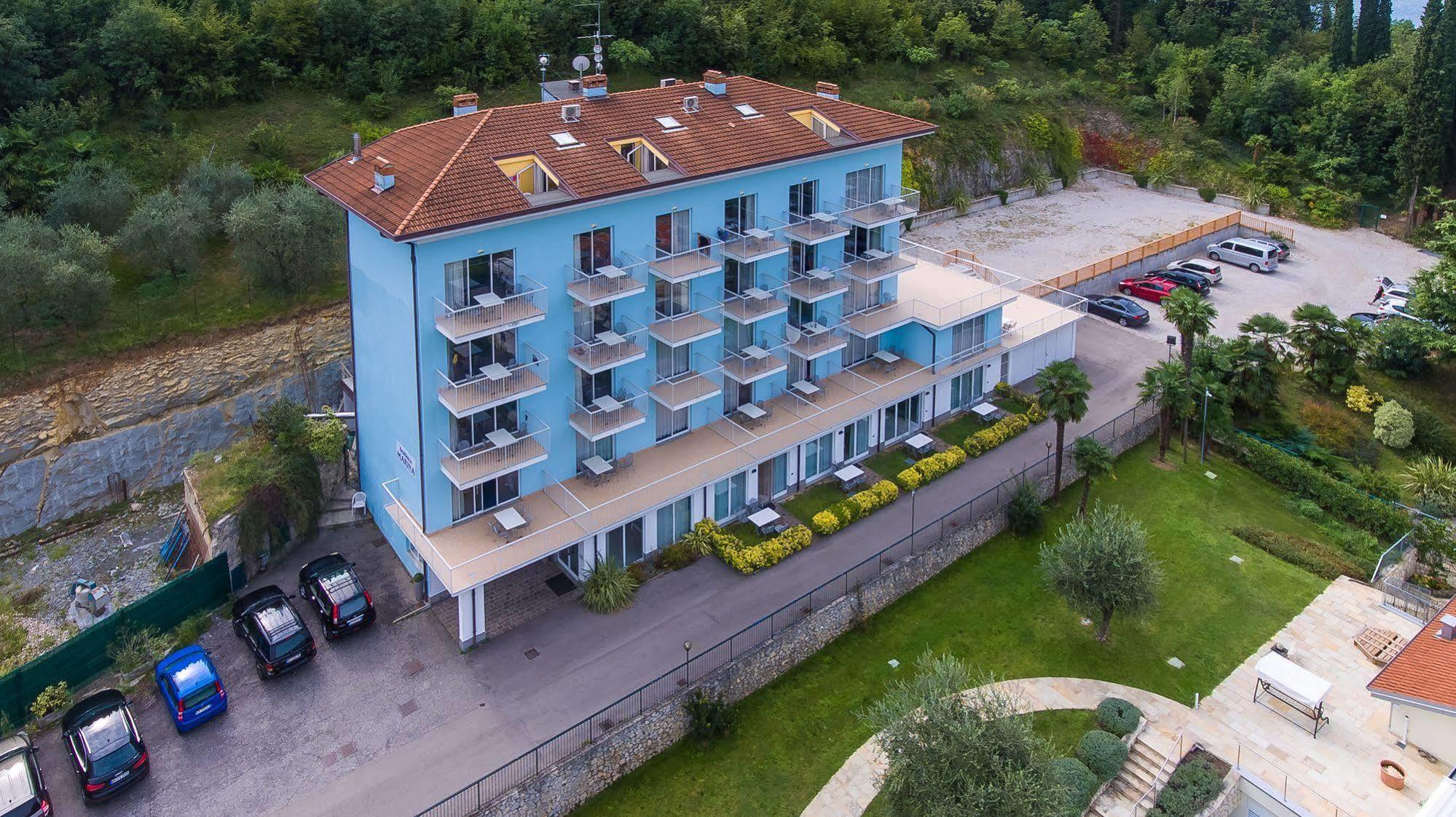 Residence Marina Riva del Garda Luaran gambar